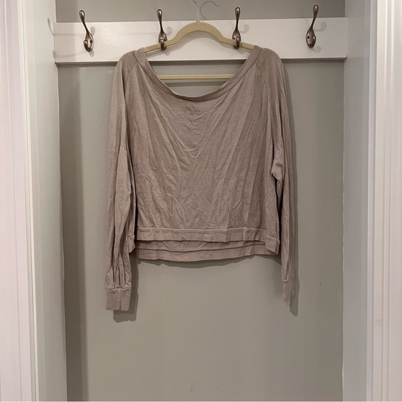 Serengetee Crop Long Sleeve - Picture 4 of 4